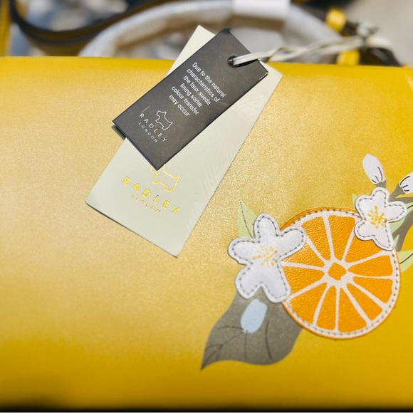 RADLEY LONDON Lovely Jubilly Yellow and White Satchel with Market Design NWT - Picture 4 of 11
